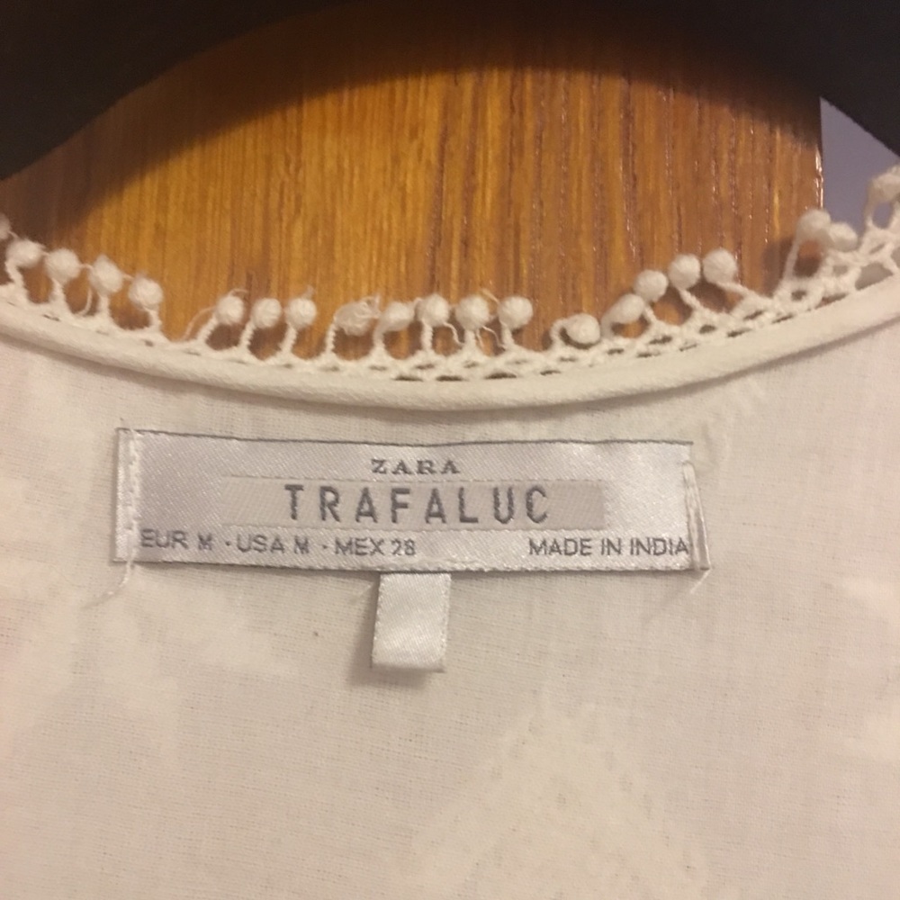 Zara Light Throw - Picture 2 of 3